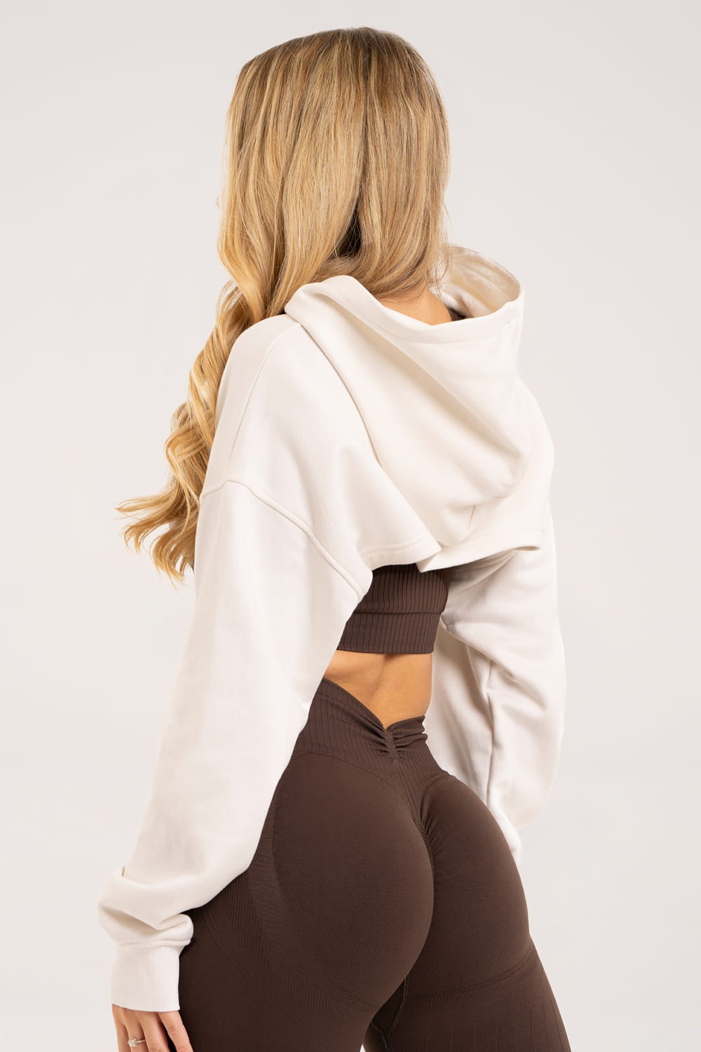 BLUZA CUT OUT