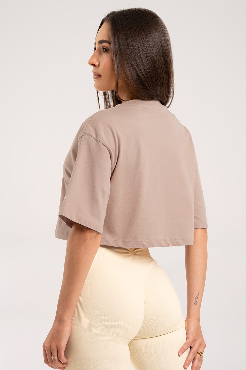 T-SHIRT CROP