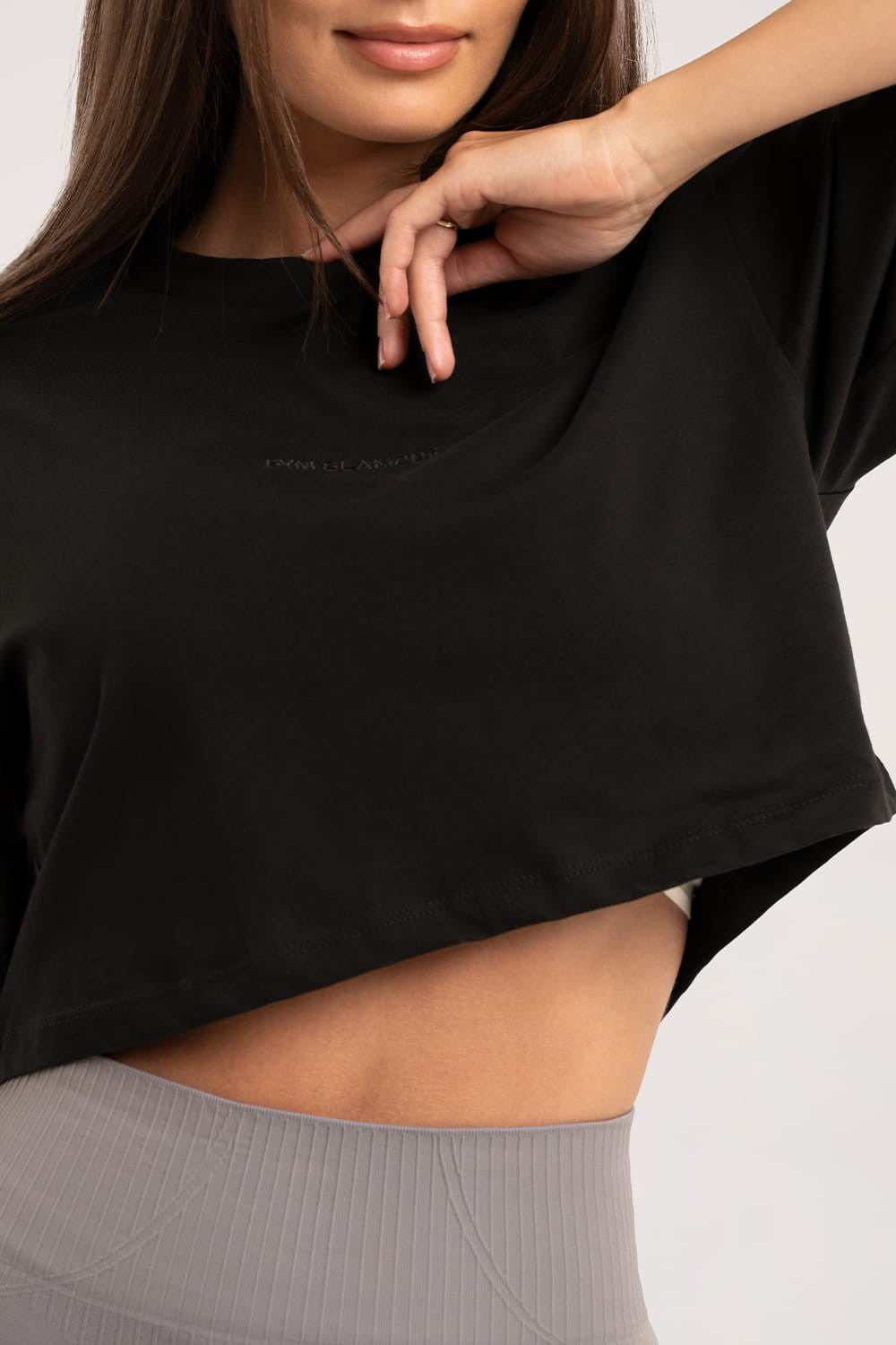 T-SHIRT CROP
