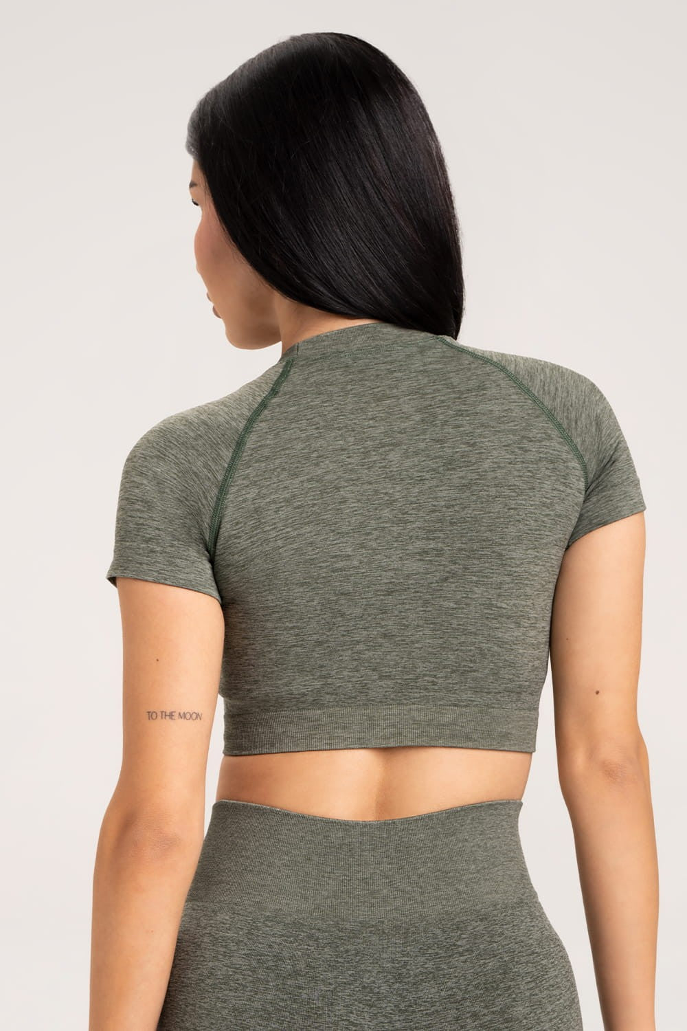 SEAMLESS RASHGUARD
