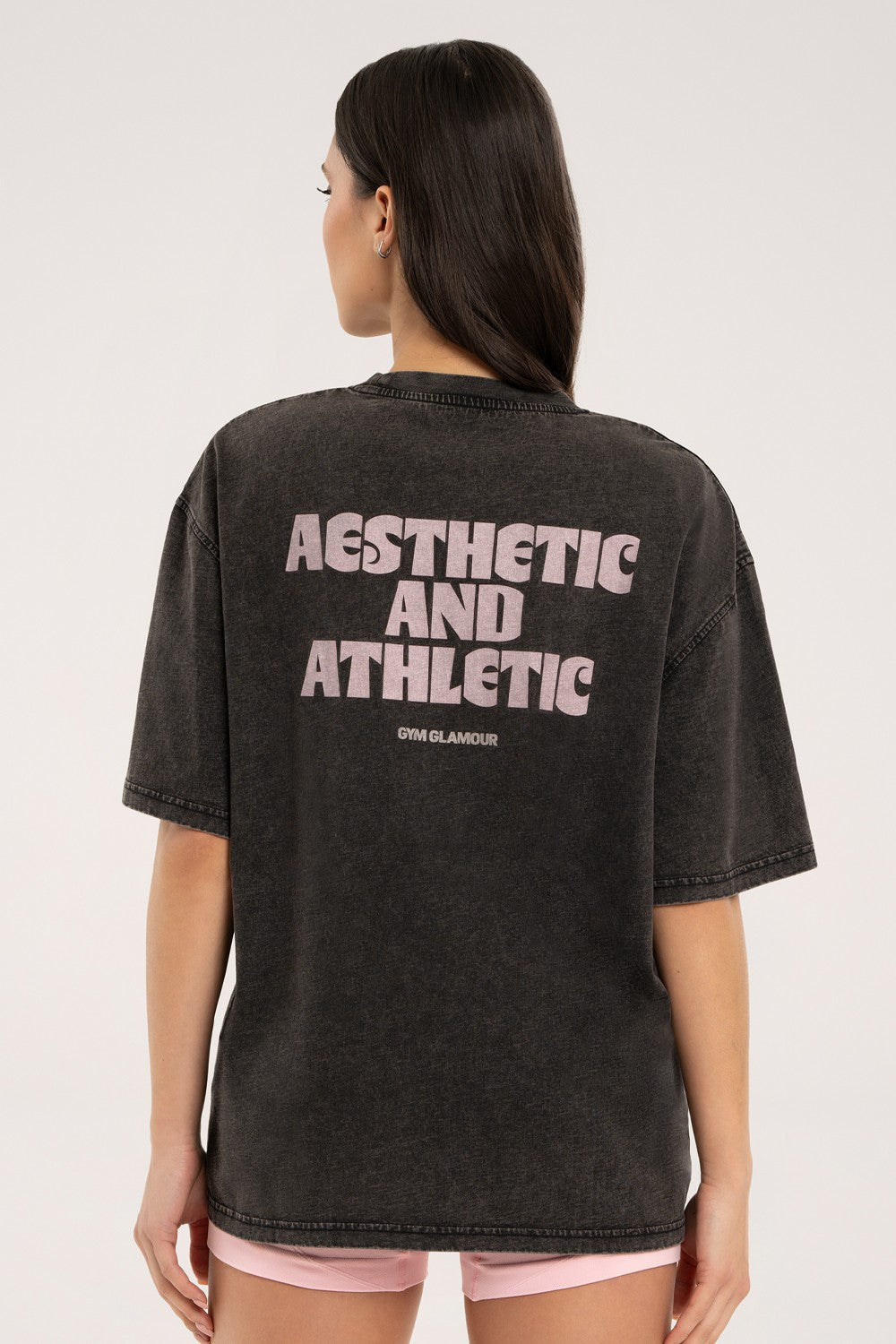 T-SHIRT OVERSIZE  IN HIP THRUSTS